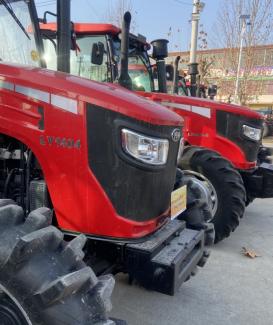 Farm specific customizable factory directly sells tractors - 副本