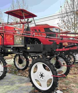 Spraying Machine Agricultural Sprayer self-propelled high-efficiency pesticide spraying machine - 副本