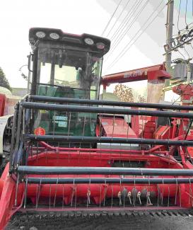 Agricultural Self-Propelled wheel Type corn Rice Wheat Grain Combine Harvester - 副本
